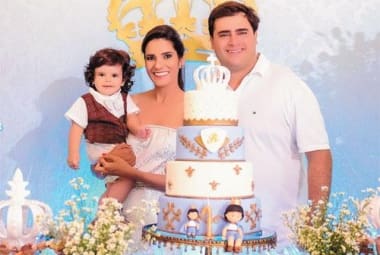 Cristiano Trindade e Raquel Henriques comemoraram o primeiro aniversário do primogênito Rafael com festa no Condomínio MontSerrat, no domingo (15)