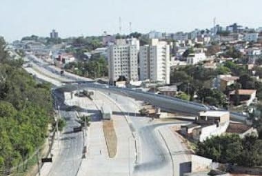 Ao todo, foram projetados sete viadutos para a avenida Pedro I