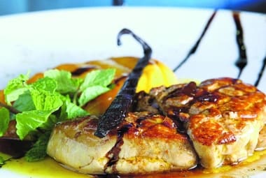 Salgado. 

O preço médio do foie gras é de R$ 280 o quilo; em restaurantes, o prato custa cerca de R$ 80