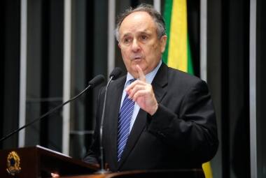 O senador Cristovam Buarque (PPS-DF)