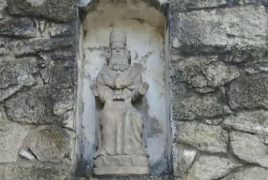 Imagem do Divino Pai Eterno em pedra sabão é furtada de Santuário 