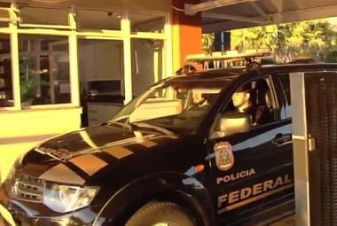Carlinhos Cachoeira é preso em operação contra lavagem de dinheiro 
