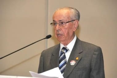 Aos 89 anos, morre o ex-deputado João Carlos Ribeiro de Navarro