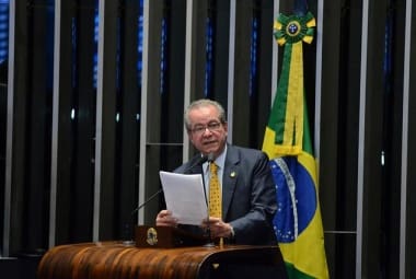 PSDB votará totalmente a favor da reforma trabalhista, diz Aníbal
