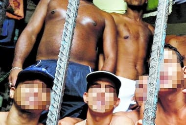 Amontoados. Detentos do Complexo Penitenciário de Pedrinhas, em São Luís, no Maranhão