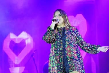 Grande sucesso de Marília Mendonça, “Infiel” estará no repertório do show