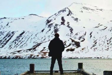 Descubra o mundo. O branco opressor da neve se torna praticamente um protagonista na islandesa “Trapped”, em cartaz na Netflix