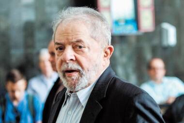Lula foi condenado a 12 anos e 1 mês de reclusão por corrupção passiva e lavagem de dinheiro