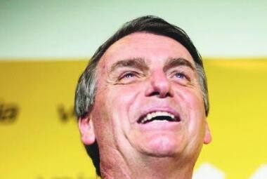 Bolsonaro diz que participará de debates se for liberado pelos médicos