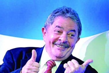 PT deveria ter se aproximado mais da esquerda da América Latina, diz Lula