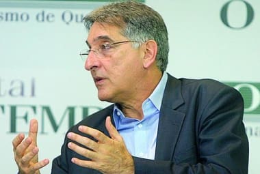 Fernando Pimentel anuncia secretariado 