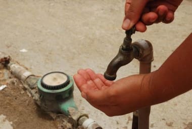 Bomba da Copasa queima e deixa moradores há três dias sem água
