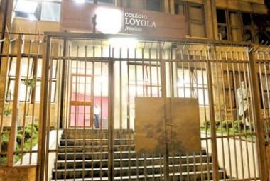 Três alunos do Loyola são vítimas de assalto nos arredores da escola