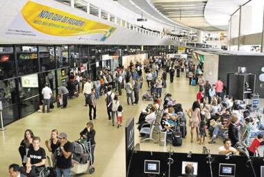 Um total de 155 mil passageiros devem passar pelo terminal no feriado