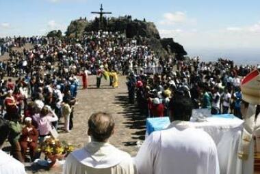Em 2013, cerca de 1.500 fiéis participaram da peregrinação na serra da Piedade
